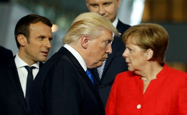 مرکل: اروپا باید به جهانی بدون رهبری آمریکا فکر کند