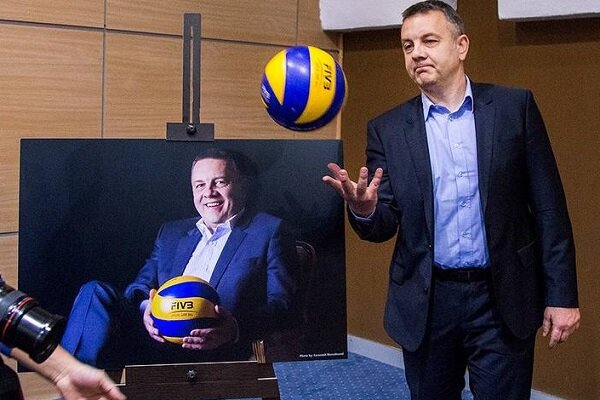 فدراسیون والیبال اعلام کرد: تایید فسخ قرارداد با کولاکوویچ