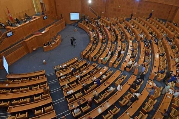 پارلمان تونس لایحه «الزام فرانسه به عذرخواهی» را رد کرد