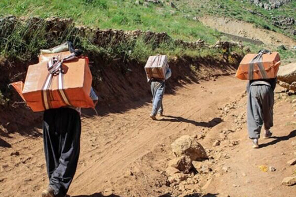 مدنی: تولید ۵ میلیون پوشاک در سال جدید/۱۰ هزار کولبر صاحب شغل می شوند